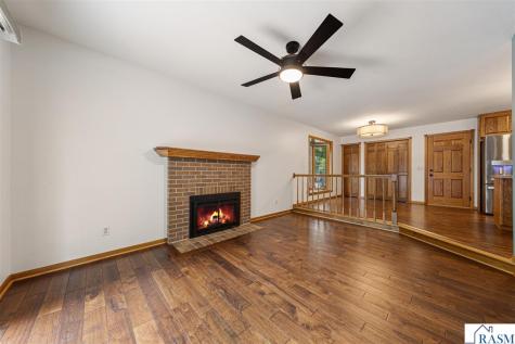 15 Caroletta Court Mankato MN 56001