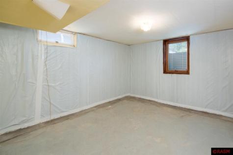 132 Marabou Drive Mankato MN 56001
