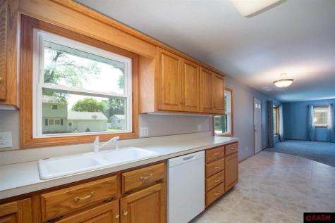 132 Marabou Drive Mankato MN 56001