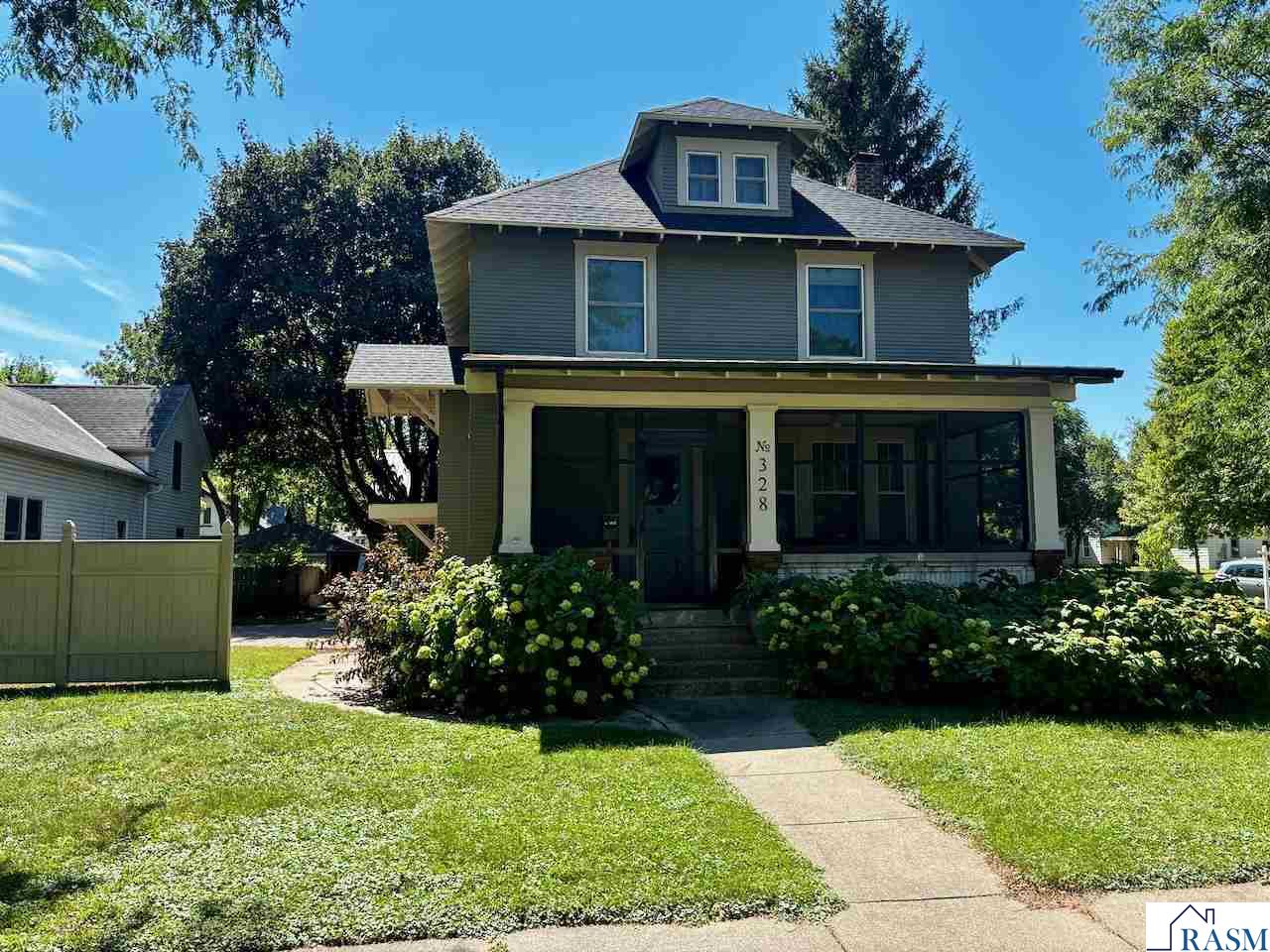 328 W Grace Street St. Peter MN 56082