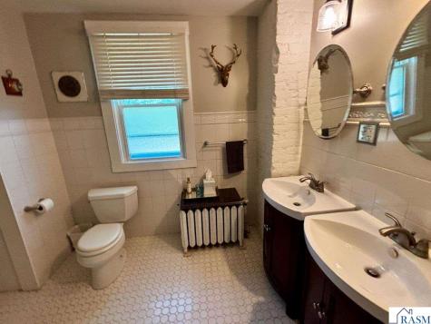 328 W Grace Street St. Peter MN 56082