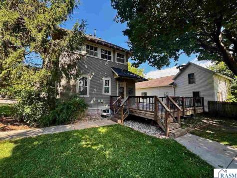 328 W Grace Street St. Peter MN 56082
