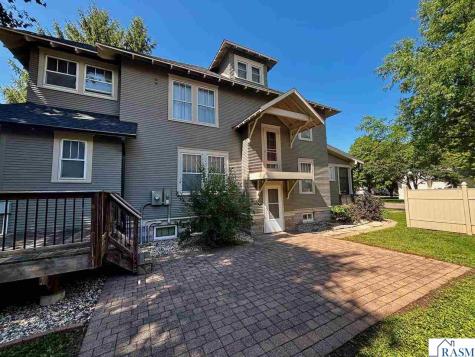 328 W Grace Street St. Peter MN 56082