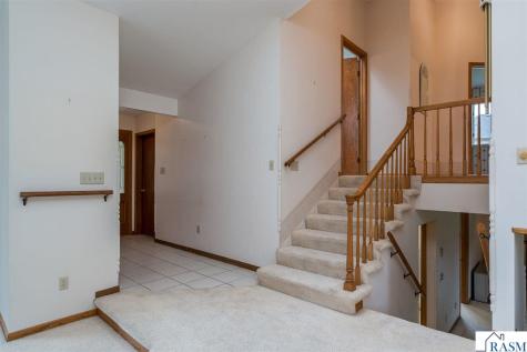 2286 Northridge Drive North Mankato MN 56003