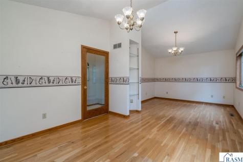 2286 Northridge Drive North Mankato MN 56003