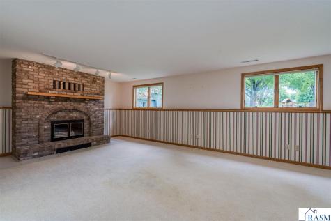 2286 Northridge Drive North Mankato MN 56003