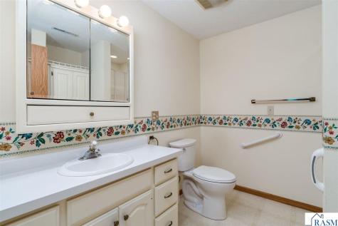 2286 Northridge Drive North Mankato MN 56003