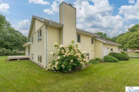 2286 Northridge Drive North Mankato MN 56003