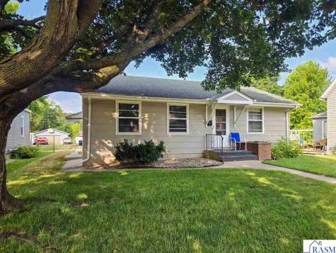 1010 S Washington New Ulm MN 56073