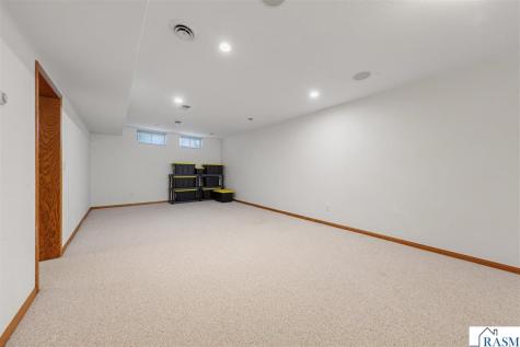 116 Ridgely Road Mankato MN 56001