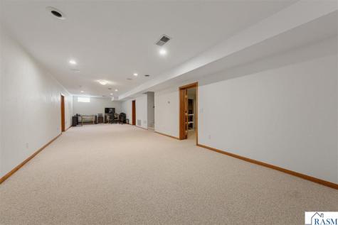 116 Ridgely Road Mankato MN 56001