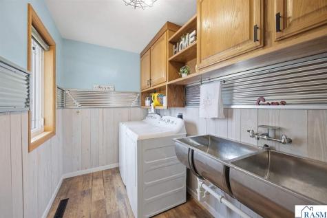 120 Callaway Court Mankato MN 56001