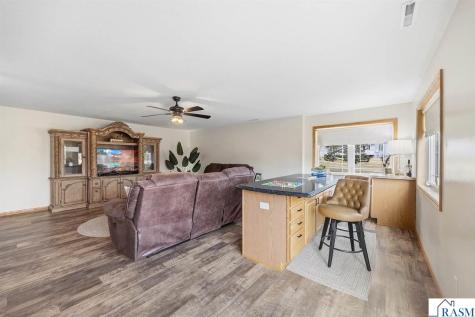 120 Callaway Court Mankato MN 56001