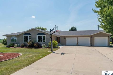 432 3rd Avenue Pemberton MN 56078