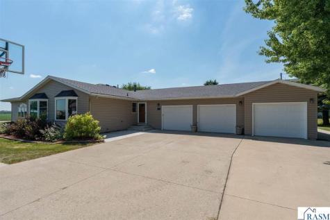 432 3rd Avenue Pemberton MN 56078