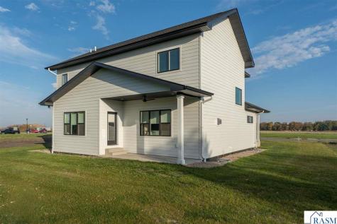 1921 Denali Drive North Mankato MN 56003