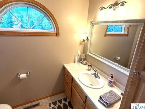 1617 W 9th Street Albert Lea MN 56007