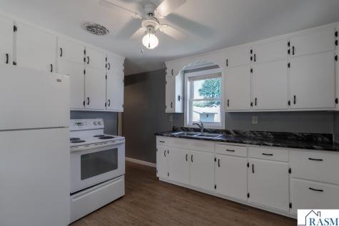 921 S Jefferson Street New Ulm MN 56073