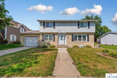 403 Adams Street E Arlington MN 55307