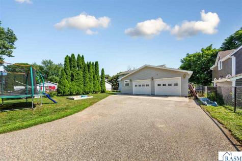 403 Adams Street E Arlington MN 55307