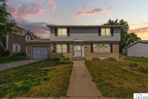 403 Adams Street E Arlington MN 55307