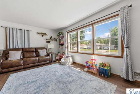 403 Adams Street E Arlington MN 55307