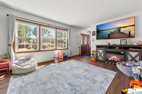 403 Adams Street E Arlington MN 55307