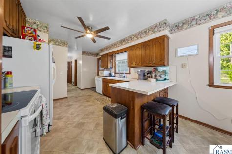 403 Adams Street E Arlington MN 55307