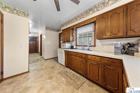 403 Adams Street E Arlington MN 55307