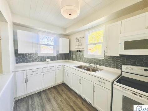 420 SW Walnut Street Sleepy Eye MN 56085