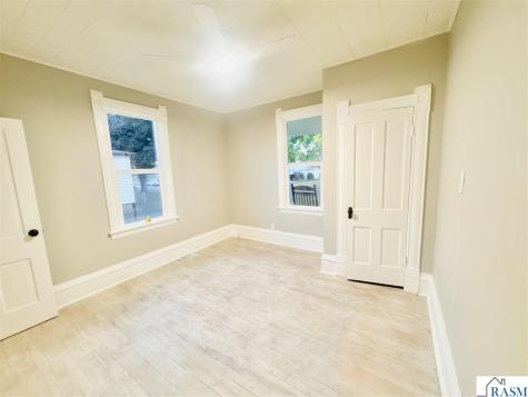 420 SW Walnut Street Sleepy Eye MN 56085