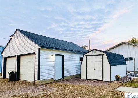 420 SW Walnut Street Sleepy Eye MN 56085