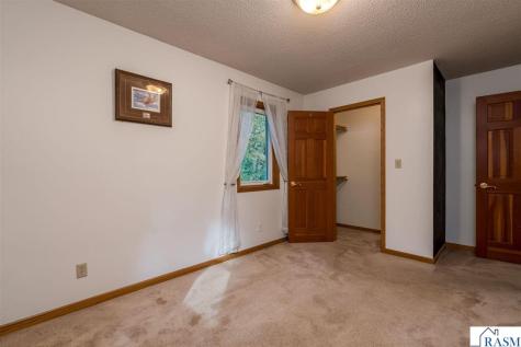 50 Canterbury Court Mankato MN 56001