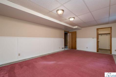50 Canterbury Court Mankato MN 56001