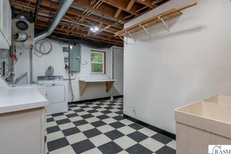 50 Canterbury Court Mankato MN 56001