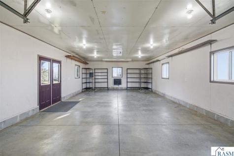 208 N 4th Avenue Waldorf MN 56091
