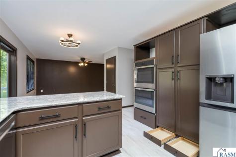 116 Piccadilly Avenue Mankato MN 56001