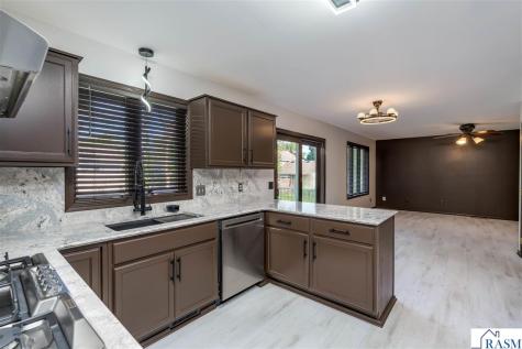 116 Piccadilly Avenue Mankato MN 56001