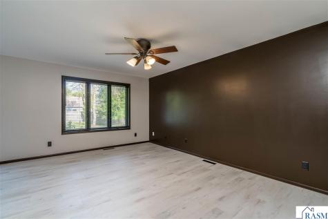 116 Piccadilly Avenue Mankato MN 56001