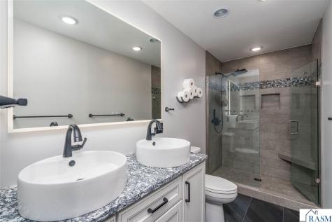 116 Piccadilly Avenue Mankato MN 56001