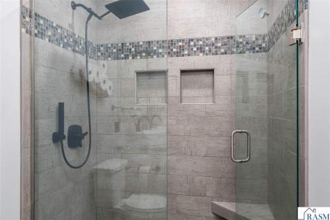 116 Piccadilly Avenue Mankato MN 56001