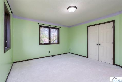 116 Piccadilly Avenue Mankato MN 56001
