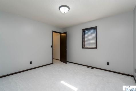 116 Piccadilly Avenue Mankato MN 56001