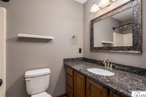 116 Piccadilly Avenue Mankato MN 56001