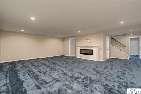 116 Piccadilly Avenue Mankato MN 56001