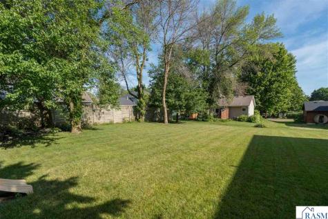 116 Piccadilly Avenue Mankato MN 56001