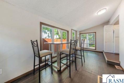 109 Florence Street Mankato MN 56001