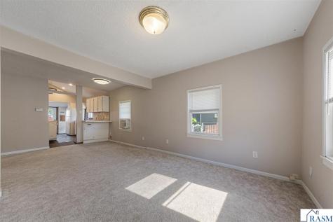 109 Florence Street Mankato MN 56001