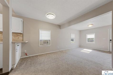 109 Florence Street Mankato MN 56001