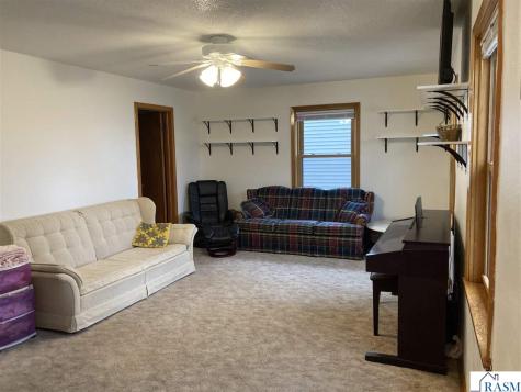 725 SW Walnut Street Sleepy Eye MN 56085
